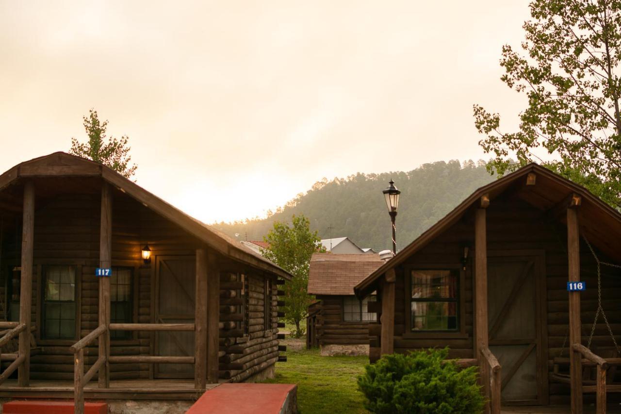 Villa Mexicana Creel Mountain Lodge Exterior photo